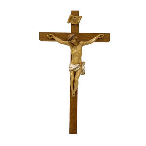 Vintage Italian Fontanini Jesus on Cross Crucifix On Wood Wall Hanging Religious